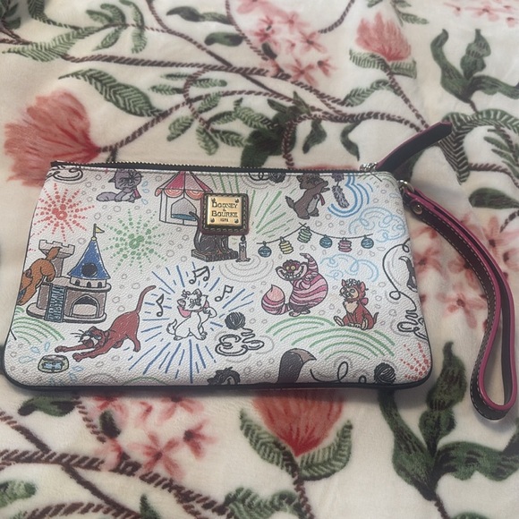 Dooney & Bourke Handbags - Dooney & Bourke Disney Sketch Wristlet